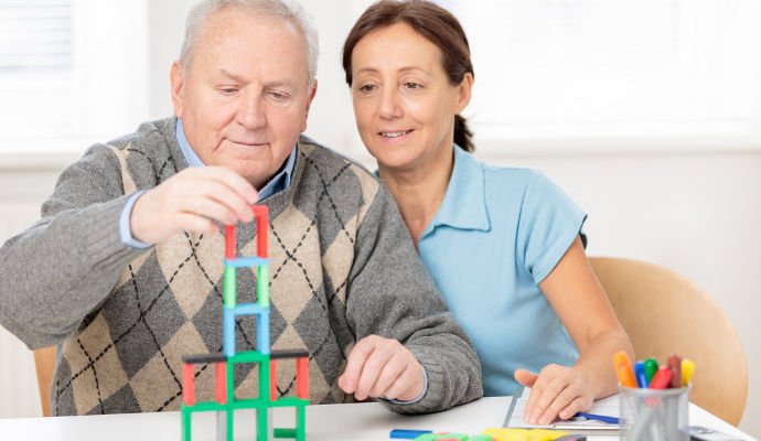 12 Engaging Activities for Seniors with Dementia: Reduce ...