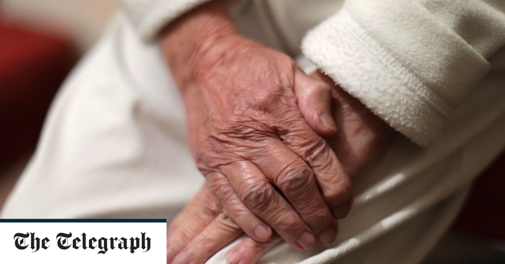 Apathy found to be early warning sign of dementia in your 40s, giving ...