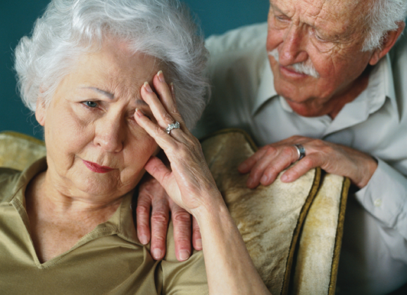 Caring for a Loved One with Dementia? Heres How to Deal with It ...