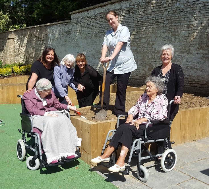 Cirencester care home to provide specialist green space for dementia ...