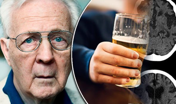 Dementia symptoms and alcohol: Drinking can cause ...