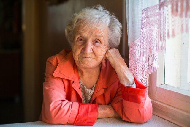 Do People with Dementia Know They Have Dementia?
