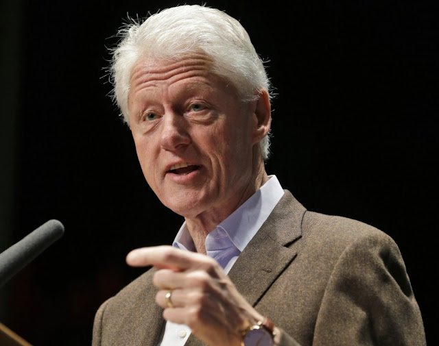 Former White House aide says Clinton has dementia