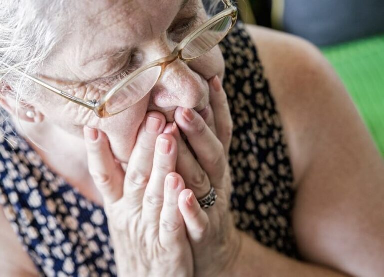 How Does Dementia Affect You Physically?