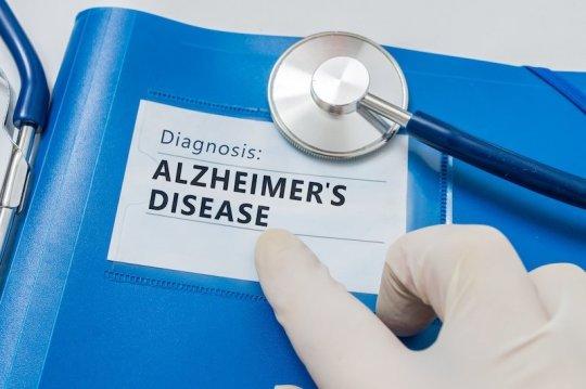New tests identify early changes in Alzheimers disease ...