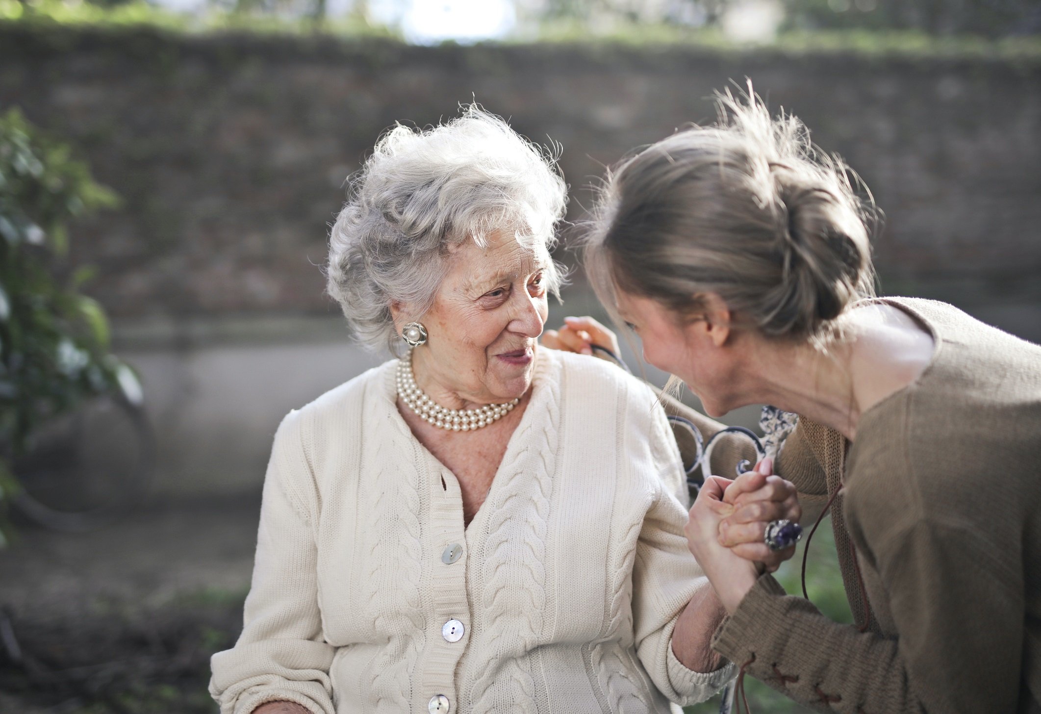 Top tips for keeping people with dementia calm