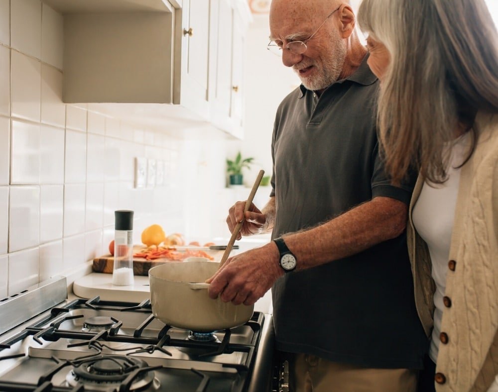 Why Do Alzheimer Patients Stop Eating